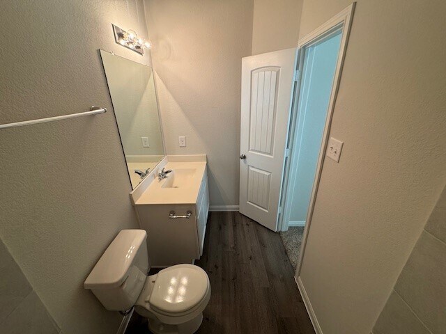 Building Photo - 3906 Deledda Dr