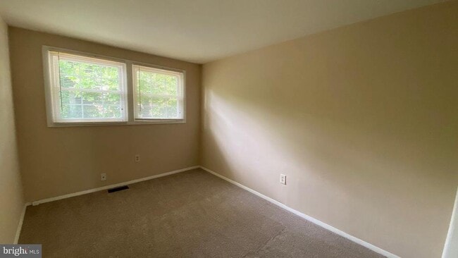 Building Photo - 5529 Woodenhawk Cir