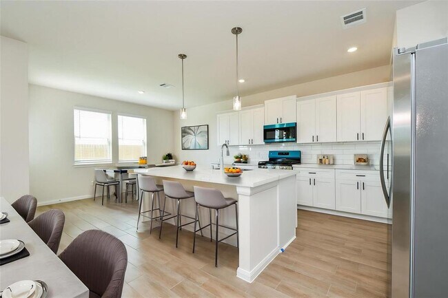 Building Photo - 21807 Ash Cypress Ct