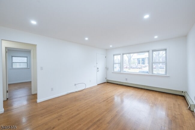 Building Photo - 36 E Henry St