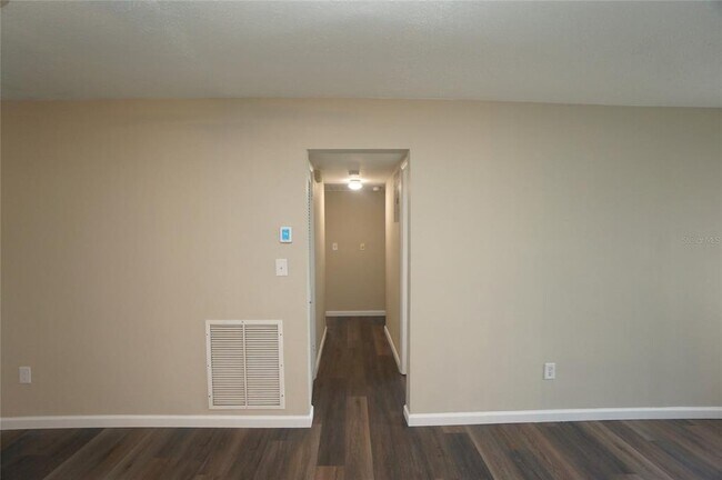 Building Photo - 3603 S Belcher Dr