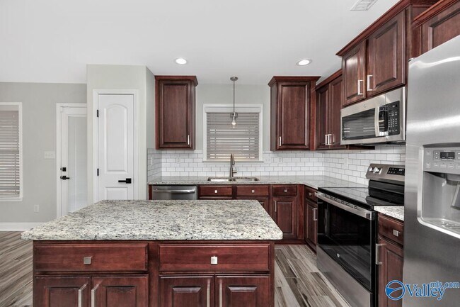 Building Photo - 318 Dovington Dr