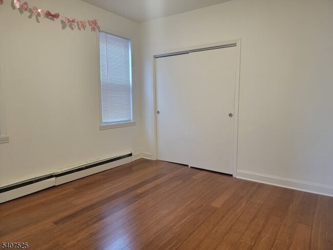 Building Photo - 24 E Price St