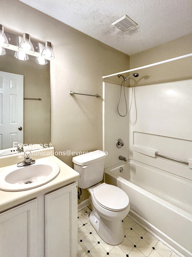 Building Photo - 5126 Lundy Dr