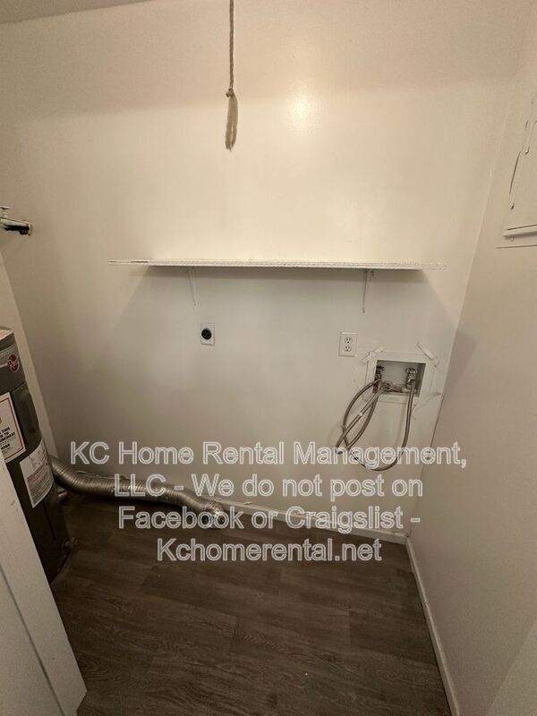 Building Photo - 211 Barr Rd