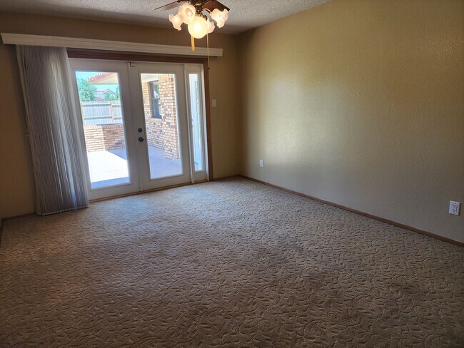 Building Photo - 516 Diamondhead Dr