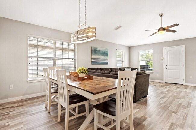 Building Photo - 75 Secret Harbor Dr