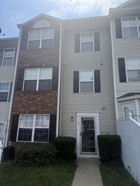 Building Photo - 73 Royalty Cir