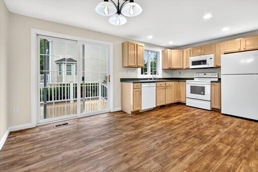 Building Photo - 85 Steeple Chase Cir