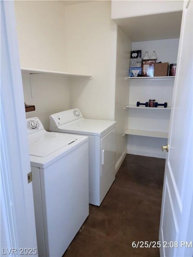 Building Photo - COMING SOON - Ready no later than the end of December!