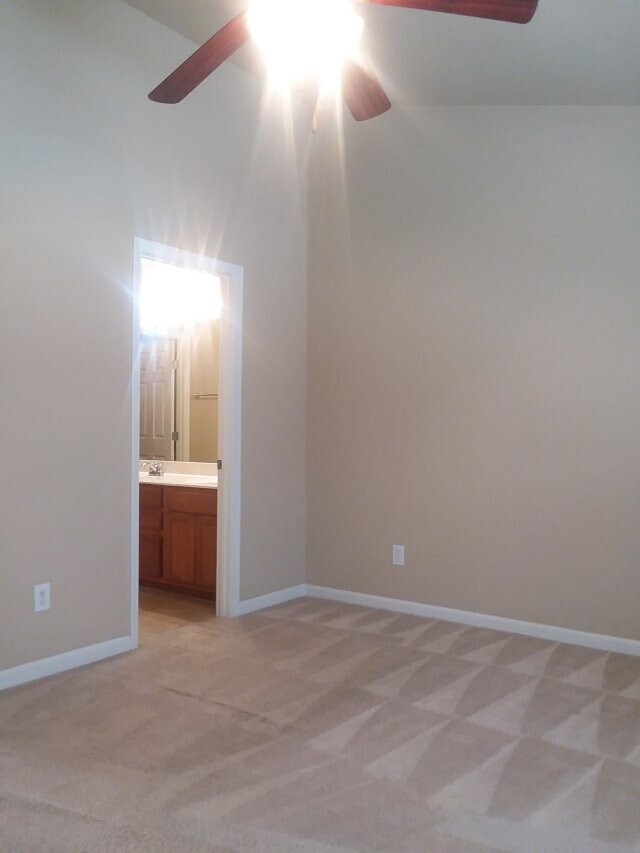 Building Photo - Antioch Townhouse.  Washer & Dryer Provided