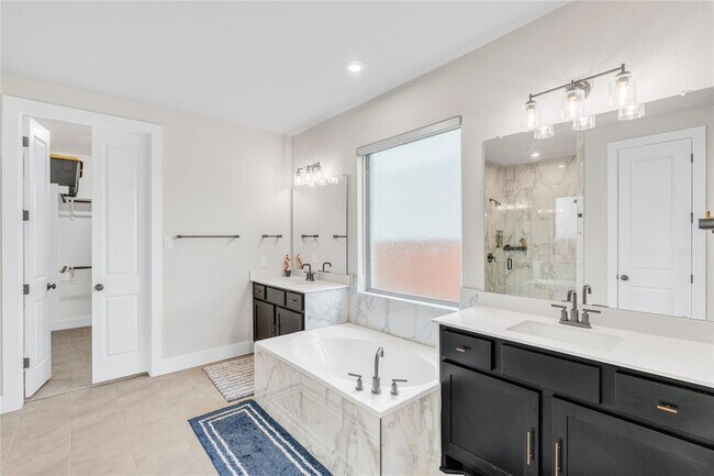 Building Photo - 213 Palatino Bnd