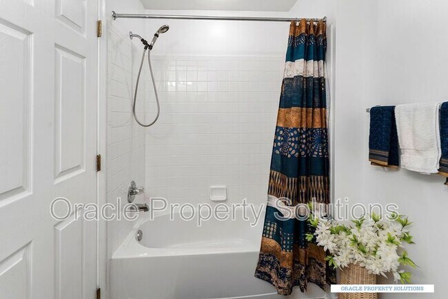 Building Photo - 6223 Wild Swan Way