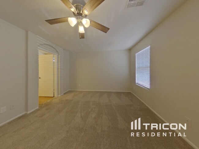 Building Photo - 21308 Howell Dr