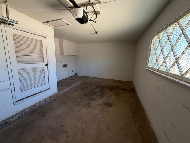 Building Photo - 4303 58th St