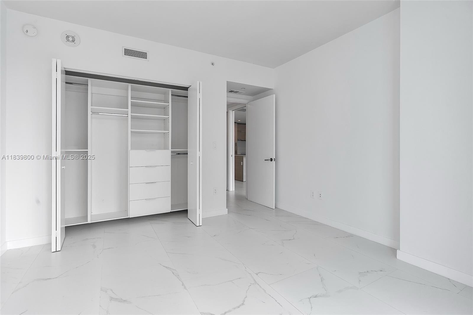 Building Photo - 1300 S Miami Ave