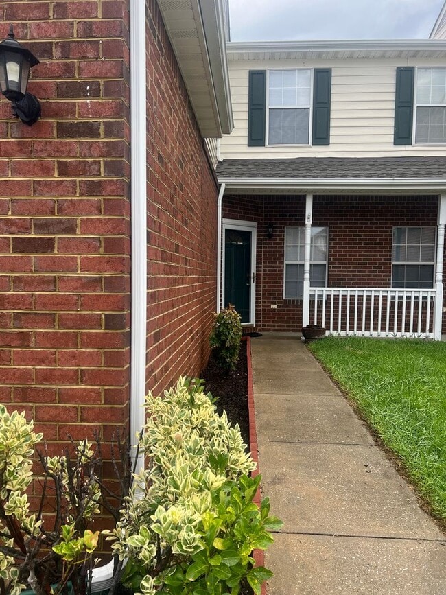 Building Photo - 248 Belmont Cir