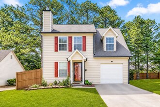 Building Photo - 314 Country Club Dr
