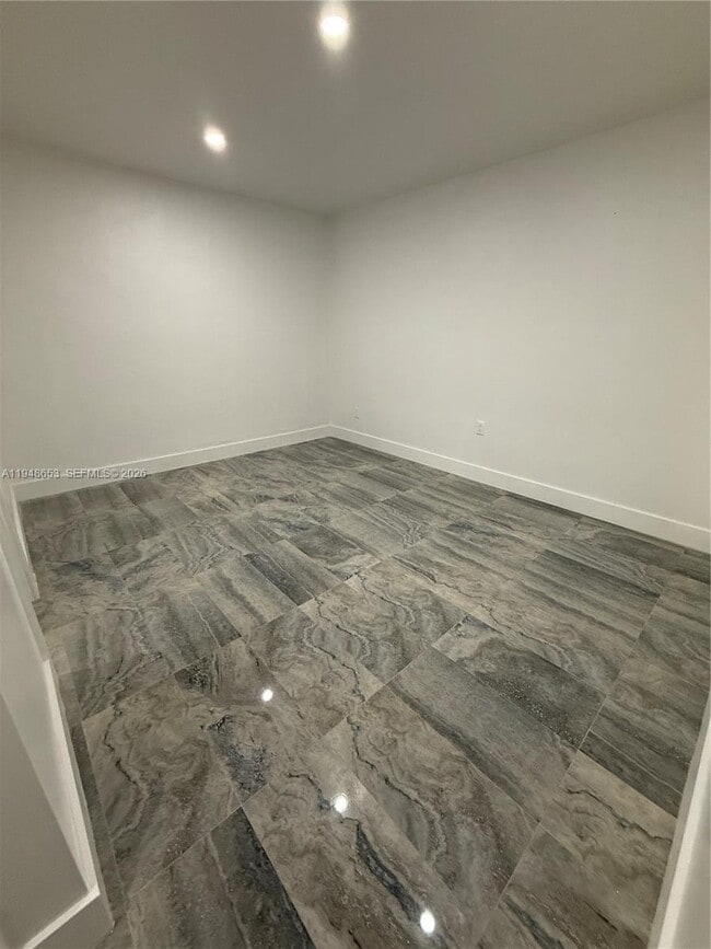 Building Photo - 545 NW 20th St