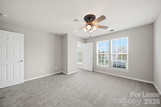 Building Photo - 514 Turning Leaf Way