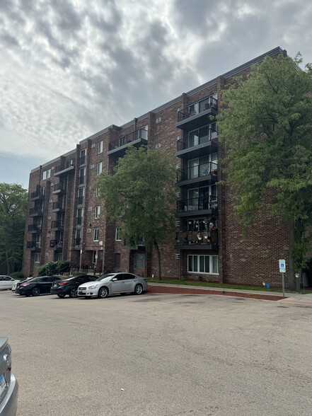 Primary Photo - Sage Crest Apartments