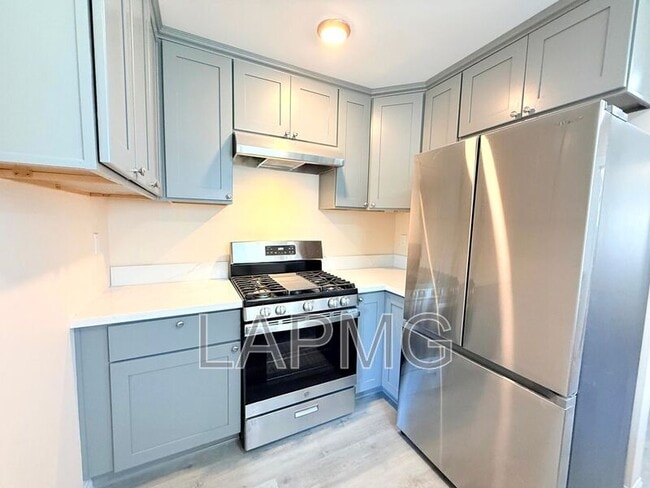 Building Photo - 714-716 El Centro Street