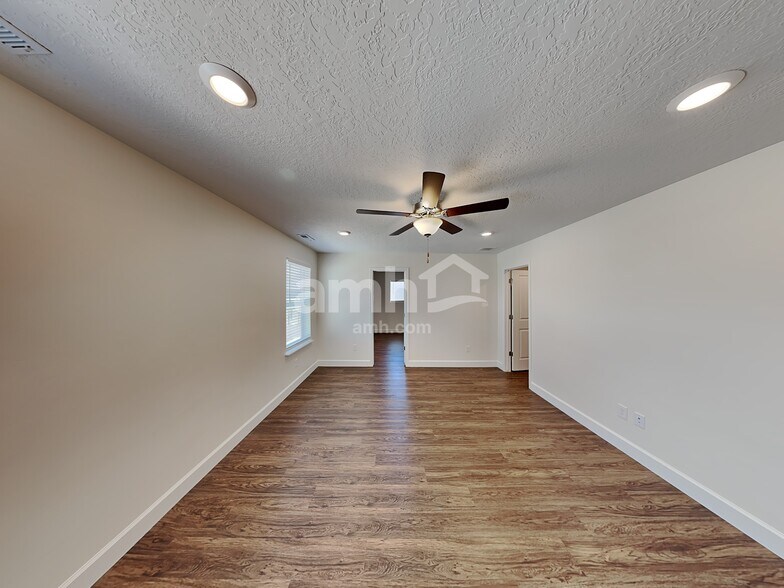 Building Photo - 2357 E Tumbleweed Rd