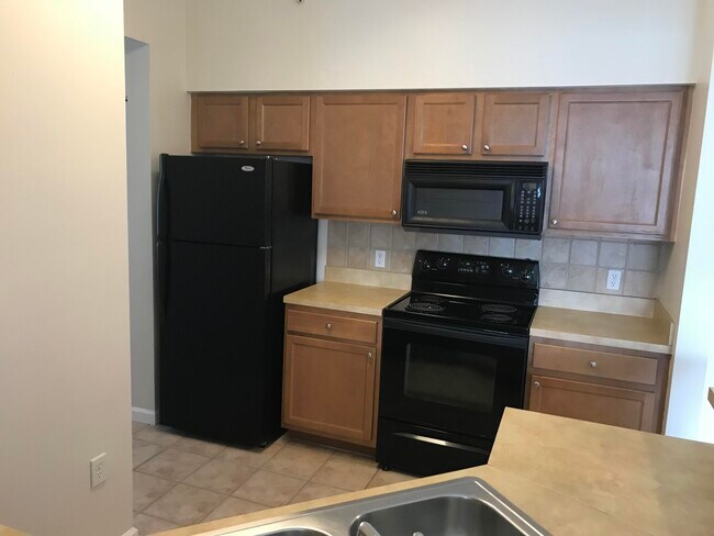 Building Photo - 9845 Baywinds Blvd