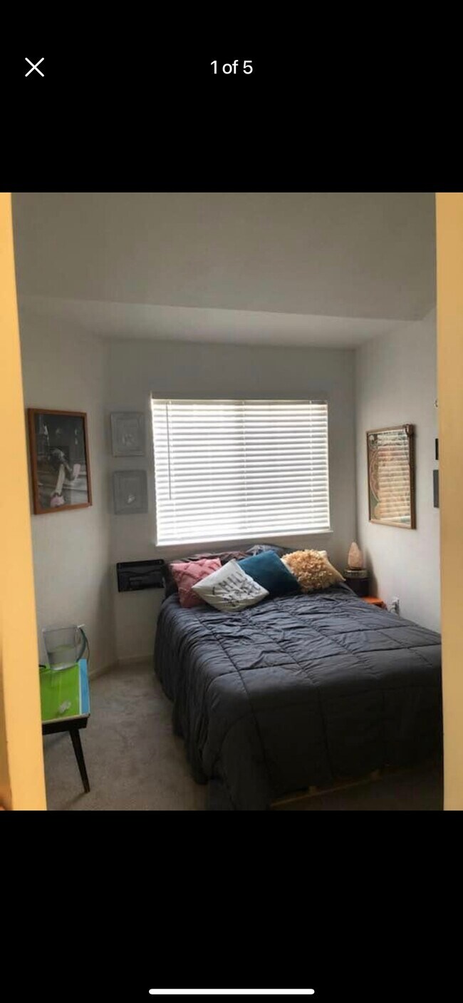 Building Photo - Private Room/Bathroom in Townhouse Arvada/Westminster