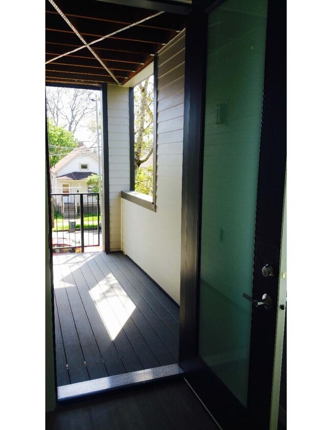 Building Photo - 110 N Blandena St