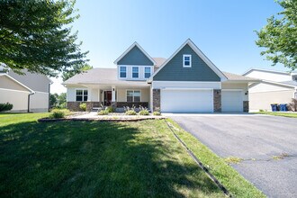 Building Photo - 16549 Dodd Ln