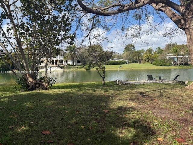 Building Photo - 11820 SW 69th Ct