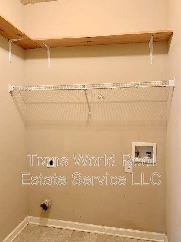 Building Photo - 917 Crested Hawk Trail