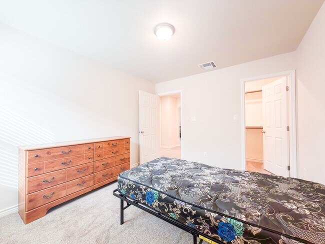 Building Photo - 1341 Bajada St
