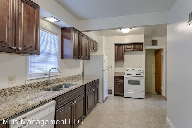 Primary Photo - 3 br, 1 bath House - 2673 S 14