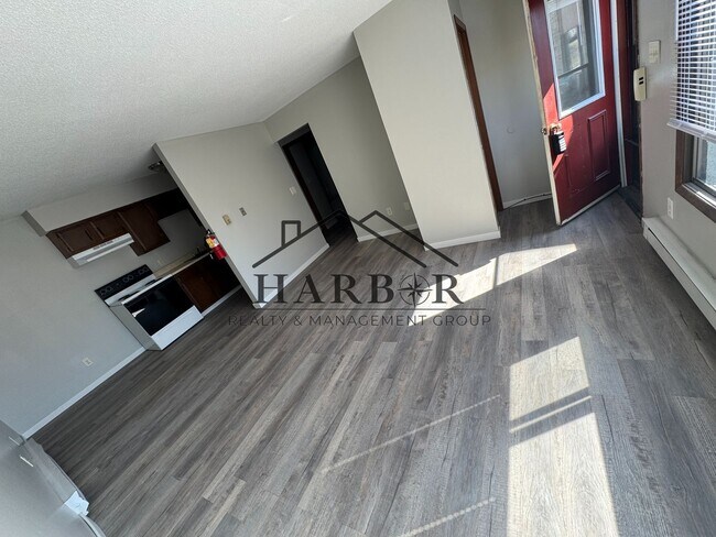 Building Photo - 1 Bedroom 1 Bath - New Avon - SPECIAL: App...