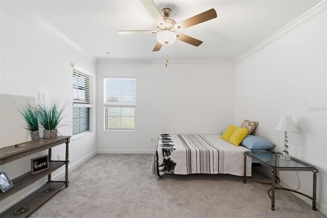 Building Photo - 31524 Golf Dr