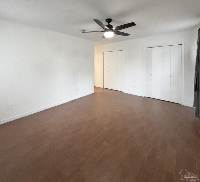 Building Photo - 10860 Berryhill Rd