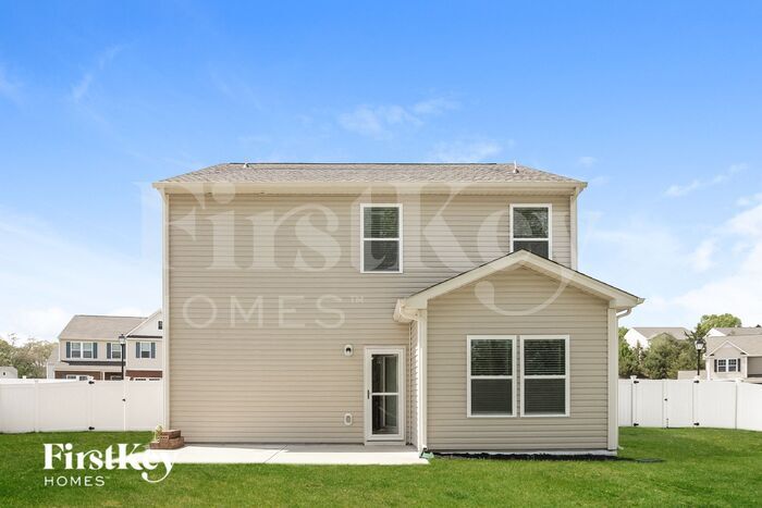 Building Photo - 4121 Medina Ct