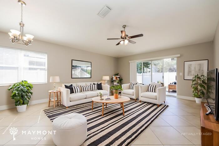 Building Photo - 2615 Queen Alberta Dr