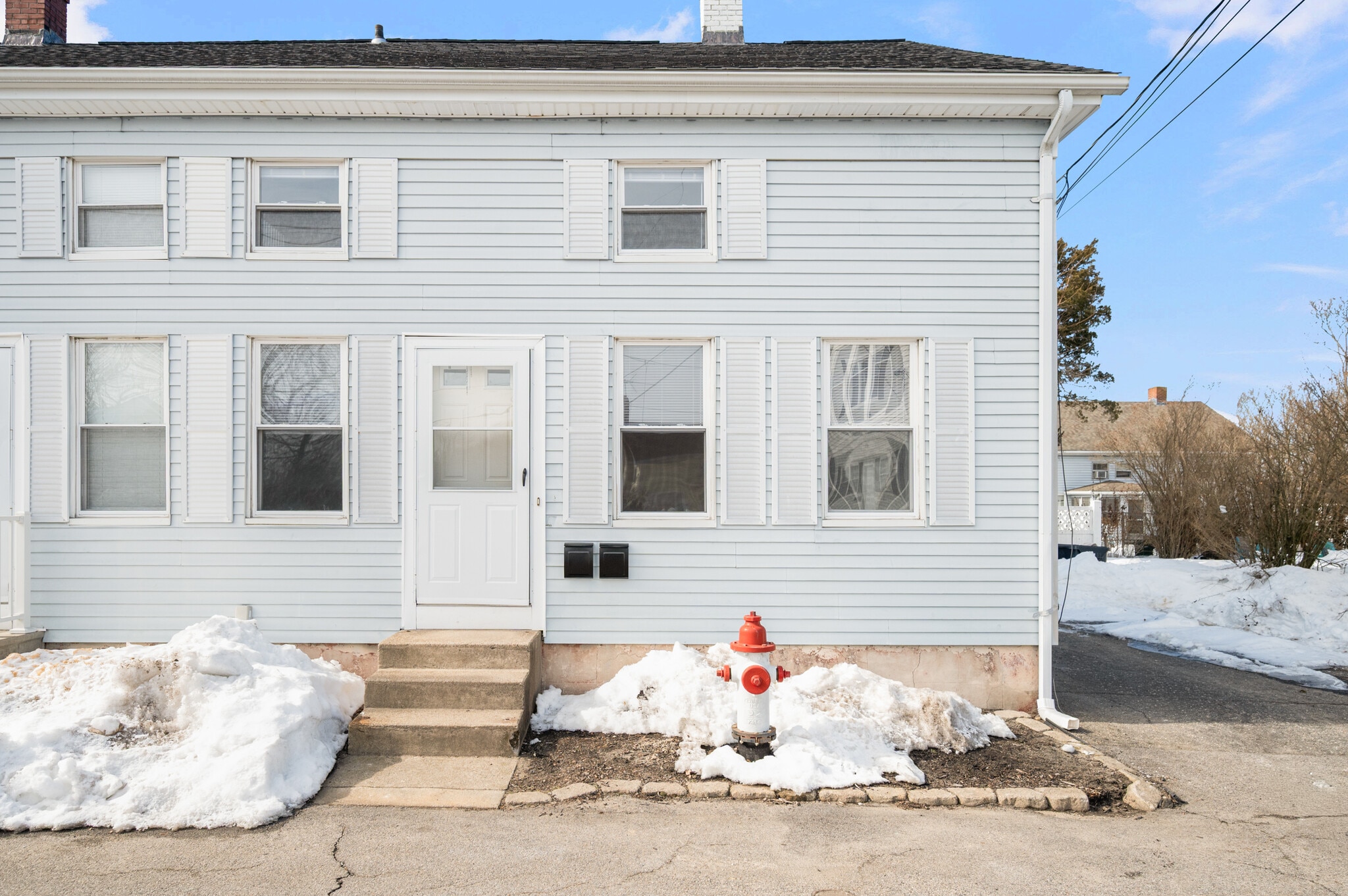 Building Photo - 81 W Pontiac St