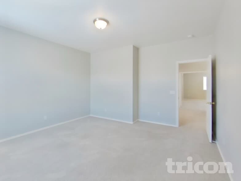 Building Photo - 30493 N Bareback Trail