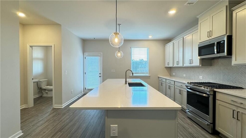 Building Photo - 54 Peeples Dr