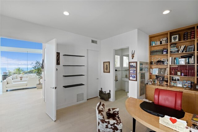 Building Photo - 155 Irvine Cove Pl