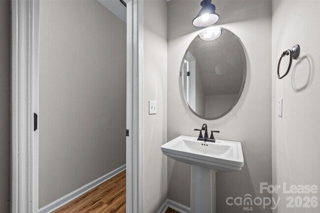 Building Photo - 2330 Mirage Pl