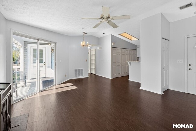 Building Photo - 1483 Keys Crossing Dr NE