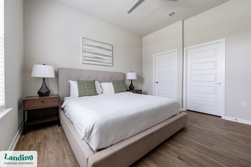 Building Photo - 4902 Cosmos Cir