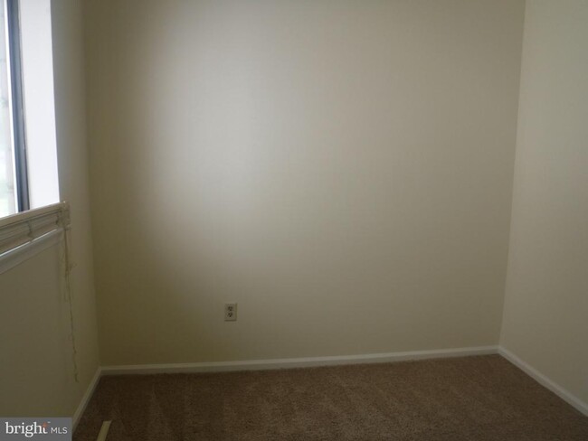 Building Photo - 1302 Afton Ct
