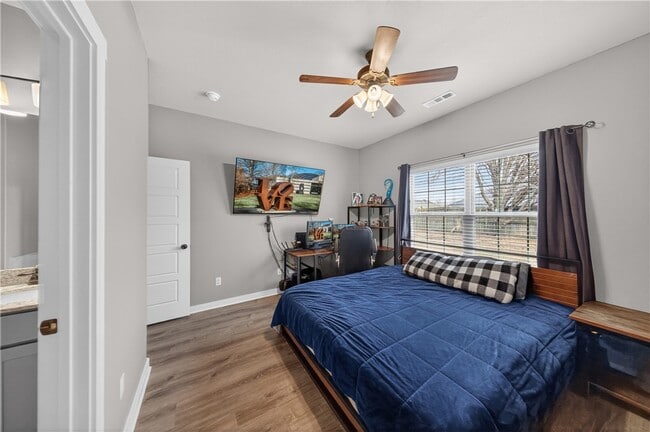 Building Photo - 396 N Torc Ln