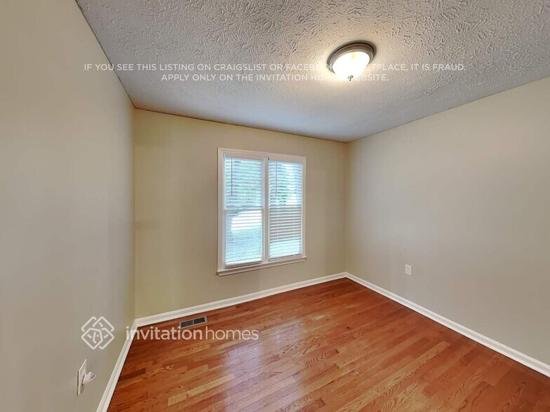 Building Photo - 41 Meek Dr